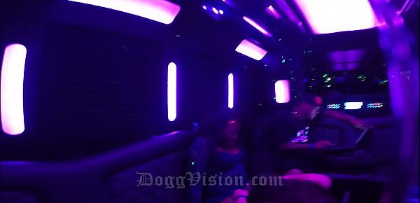  Women Eating Pussy On a Party Bus